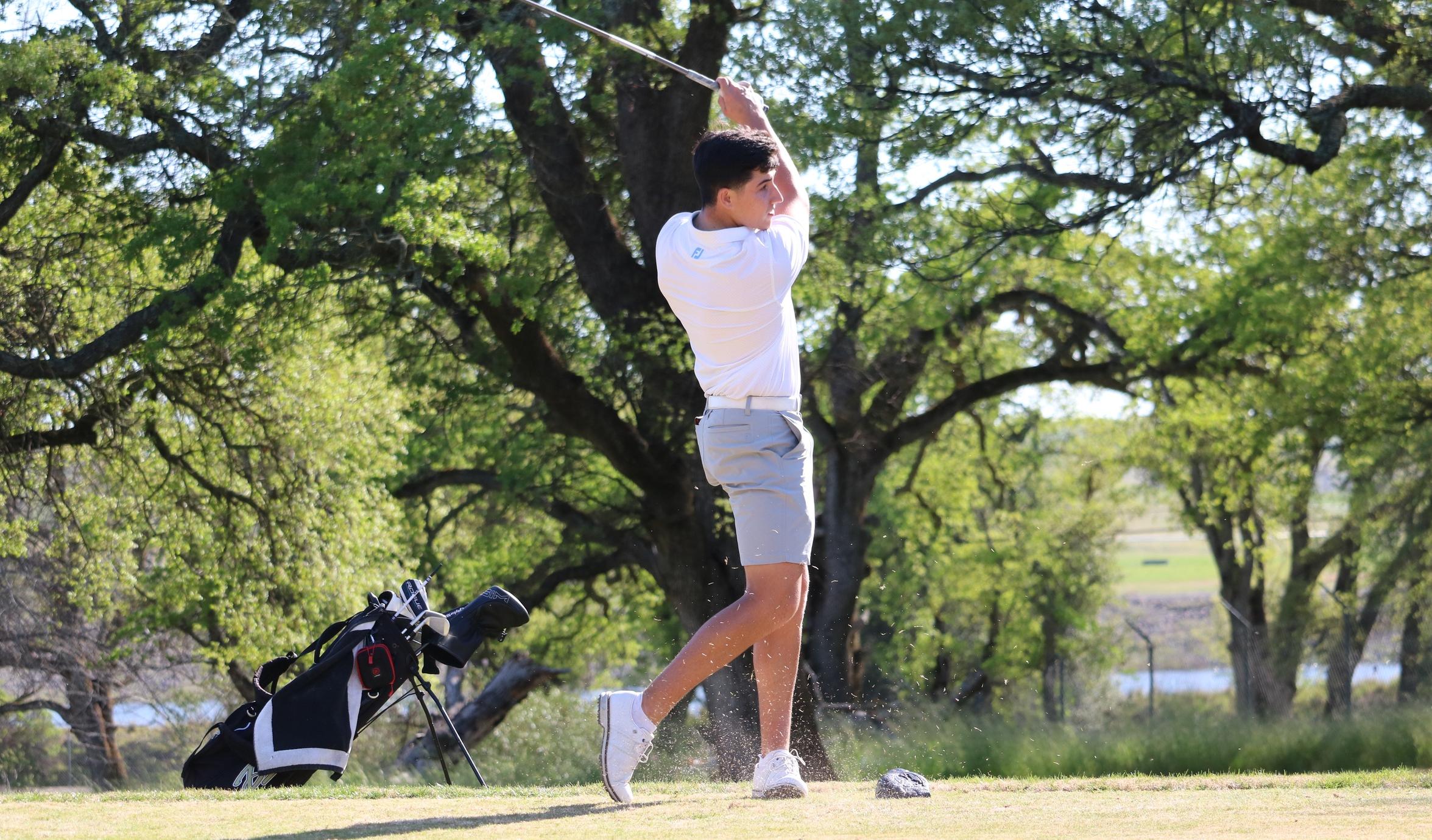 Golf team finishes disappointing 4th at NorCal, yet still qualifies for State Championship Tourney