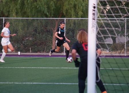 Women’s soccer notches 2-0 victory in Modesto